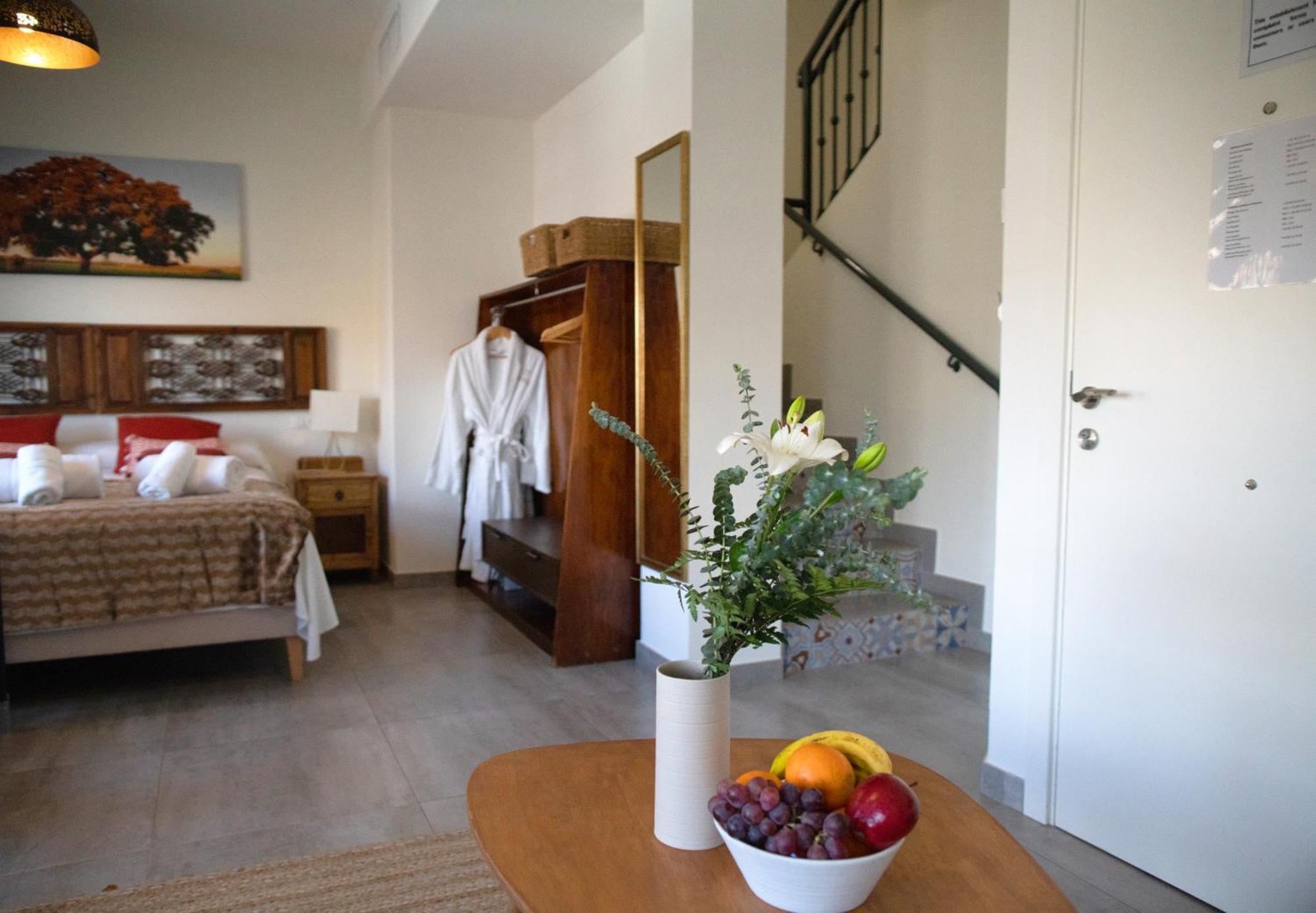 Apartamentos El Marques มาลากา ภายนอก รูปภาพ